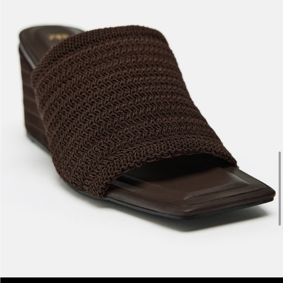 Brand New Fabric Wedges Sandals. Wide front strap. - Picture 7 of 7